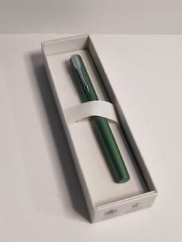 PARKER Füller Vector XL Matte grün    M Blau