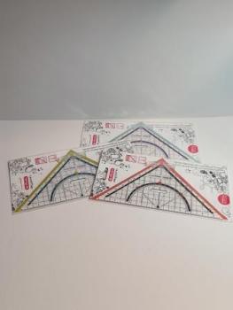 Geometriedreieck  25 cm sort.