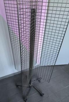 Preview: Ständer schwarz mit 4 Gitter