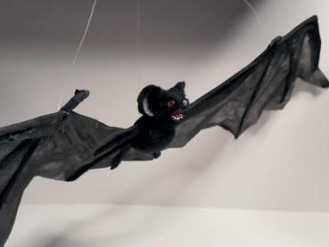 Deko Fledermaus schwarz 74 cm