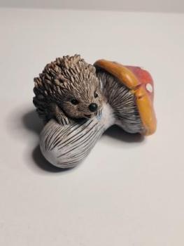 Pilz mit Igel ca 10 cm