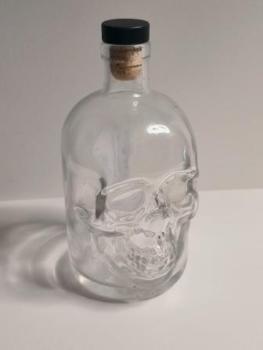 Totenkopf Flasche Skull 0,5 L  Piraten Schädel