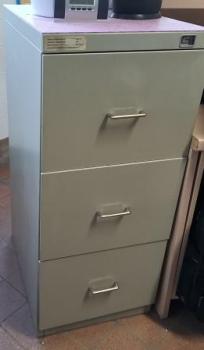 Hängeregistraturschrank Metall 3 Schübe   leer