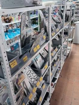 Preview: Metallregal 80er weiss Traglast pro Boden: 30 kg leer