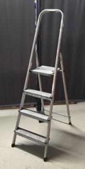 Stehleiter einseitig silber 4 Stufen, H: 150,0 cm