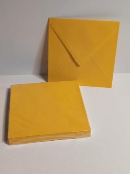 Kuvert quadratisch gelb 14 cm