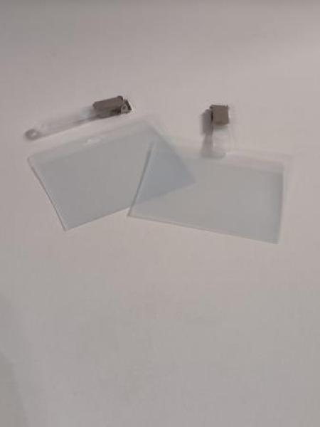 Büroring Namensschild mit Clip, 74x97mm (Außenmaß) / 55x90mm