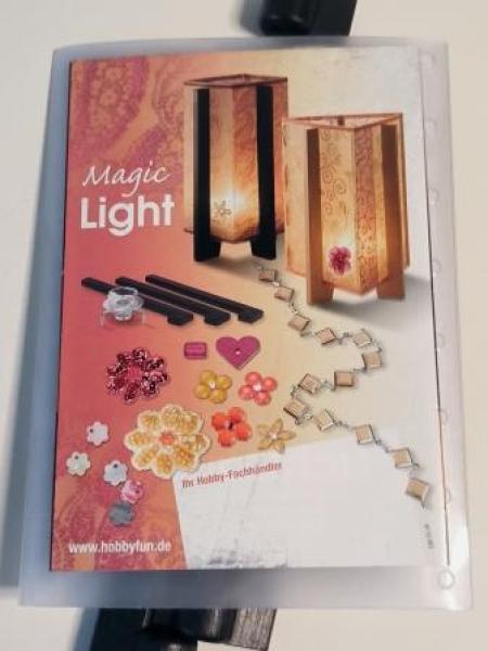 Sternentraum Design-Lampe, Holzgestell, 3-armig