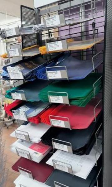 A4 Prospektregal 26 Fächer leer