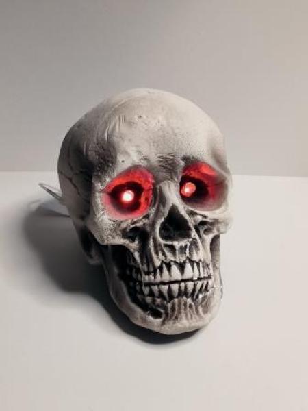 Totenkopf Styrophor m.Licht