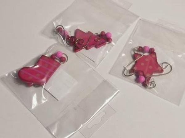 Weihnachtsanhänger pink ca 5cm Holz