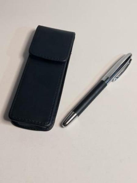 Kugelschreiber im Etui schwarz