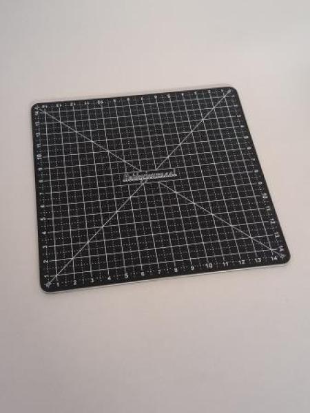 Schneidematte quatratisch 15 cm