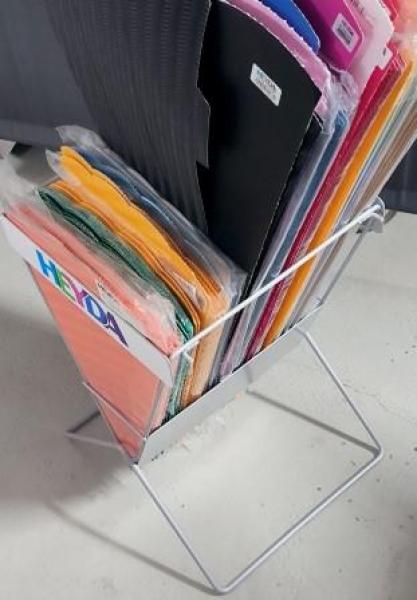 Bodendisplay Schultüten silber   leer