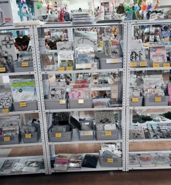 Metallregal 80er weiss Traglast pro Boden: 30 kg leer