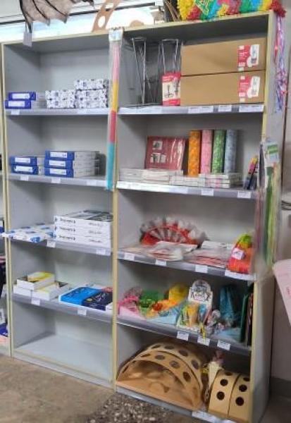 Aktenregal 4 Fächer grau leer